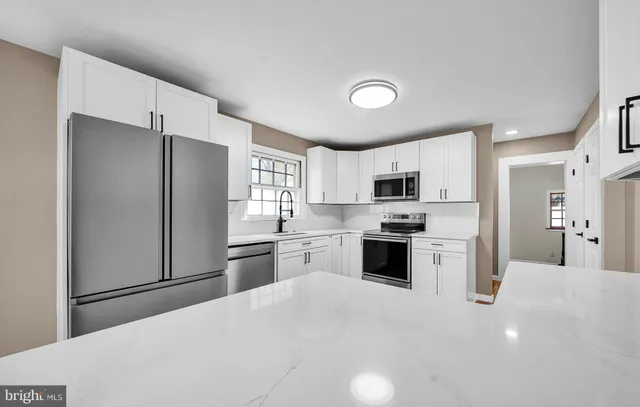 $524,900 | 323 Edgewood Avenue, Lansdale, PA 19446