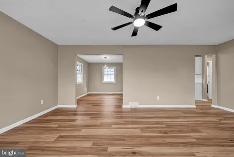 $550,000 | 323 Edgewood Avenue, Lansdale, PA 19446