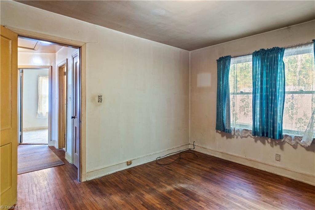 4756 Baux Mountain Road Winston-Salem, NC 27105 - Photo 14 of 24