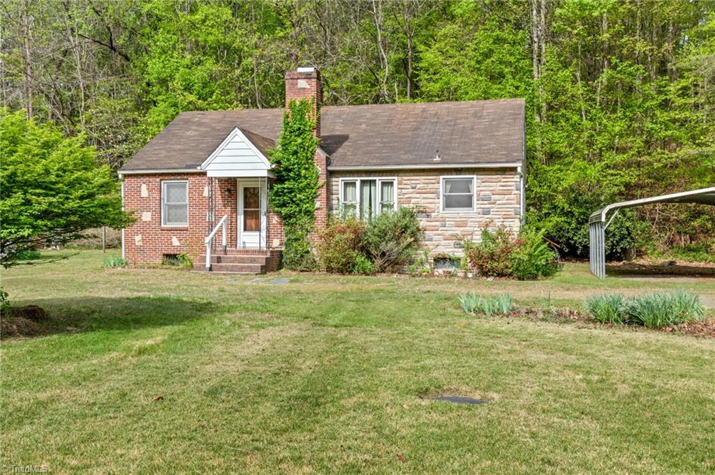 4756 Baux Mountain Road Winston-Salem, NC 27105 - Photo 21 of 24