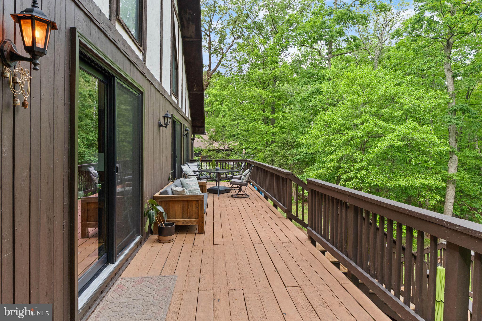 11713 Henderson Road Clifton, VA 20124 - Photo 35 of 52 Gallery Image 35