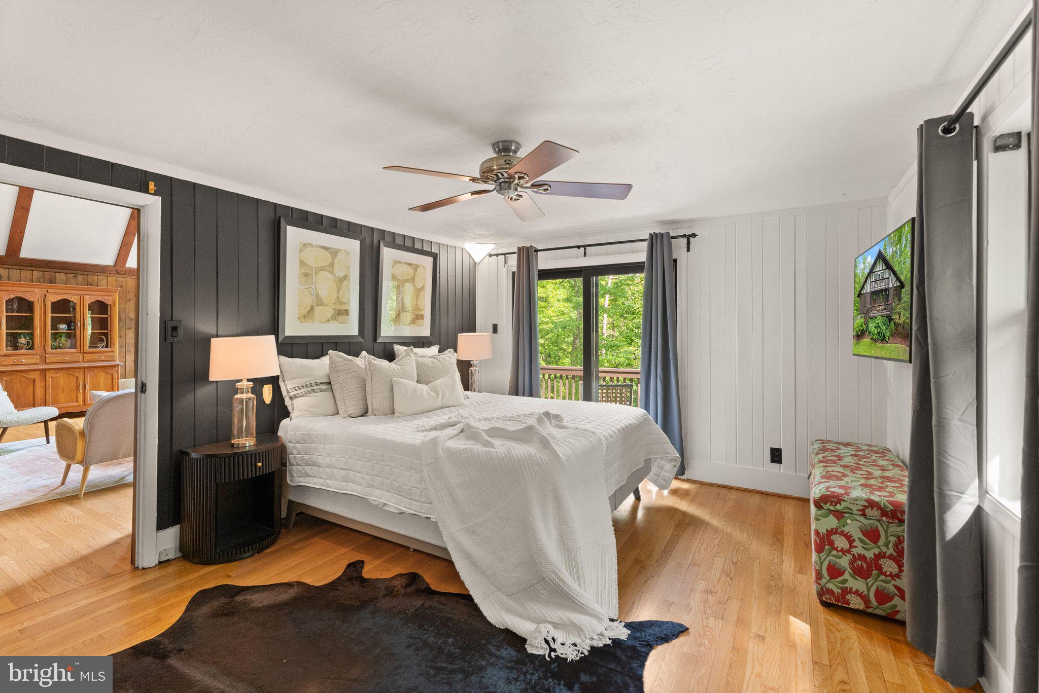 11713 Henderson Road Clifton, VA 20124 - Photo 7 of 52 Gallery Image 7