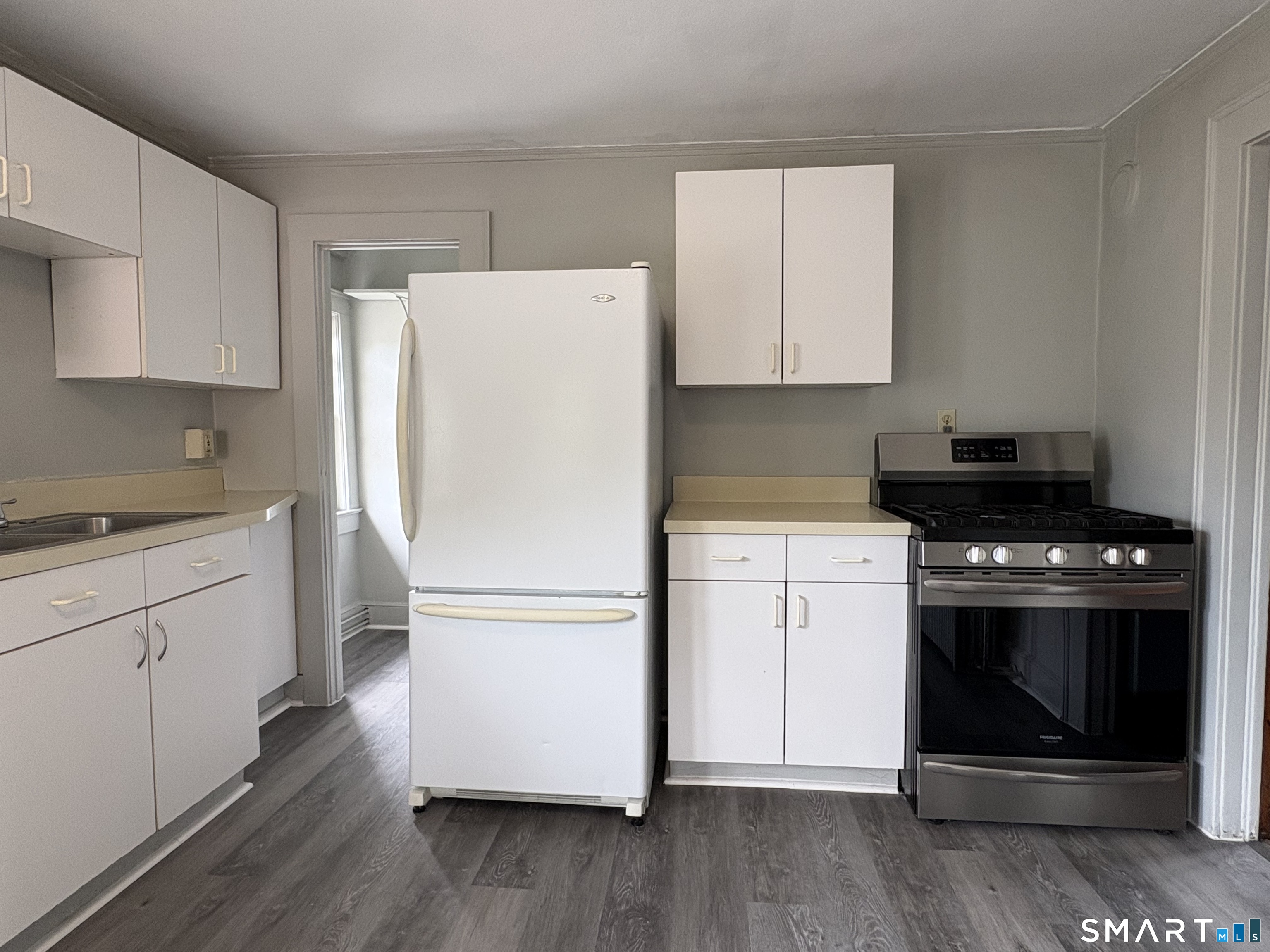 328 Main Street Cromwell, CT 06416 - Photo 3 of 11