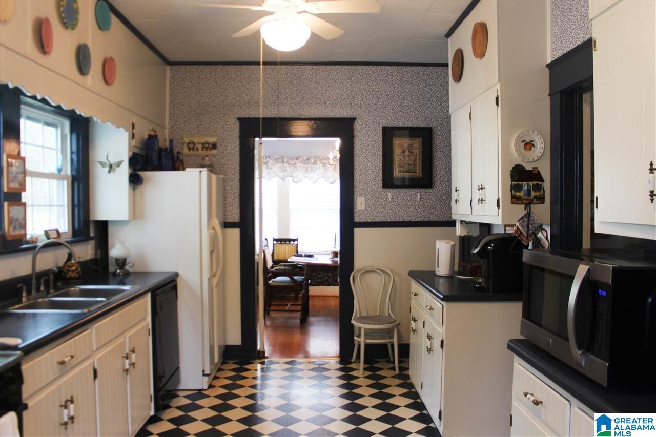 607 Chaffee Street Talladega, AL 35160 - Photo 8 of 24