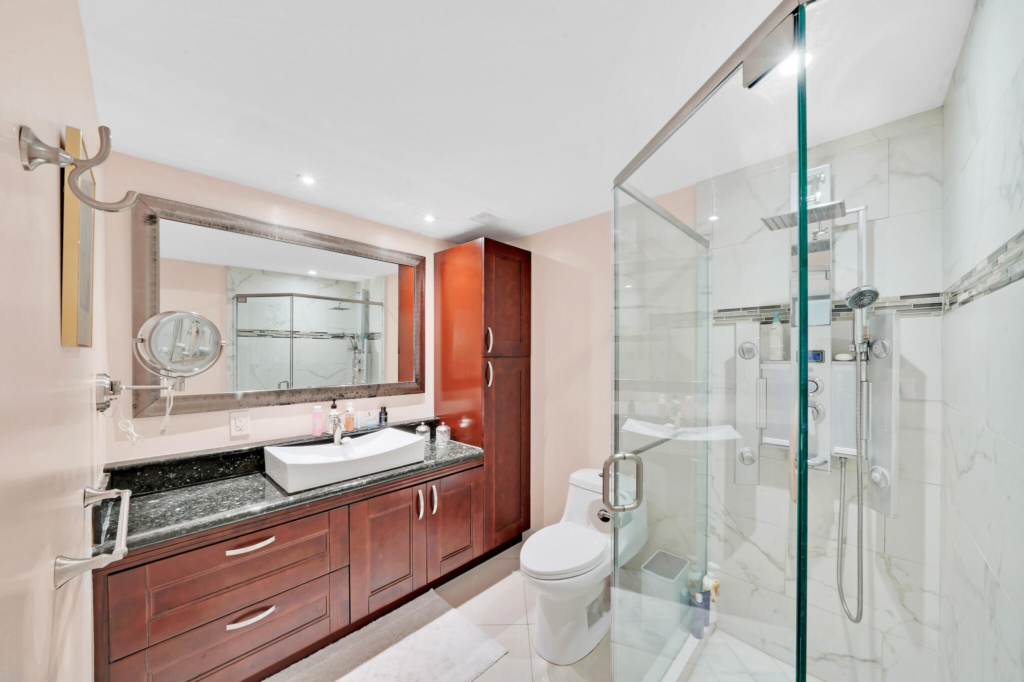 2940 North Course Drive, Unit 811 Pompano Beach, FL 33069 - Photo 10 of 30 5 Primary Bathroom (1)