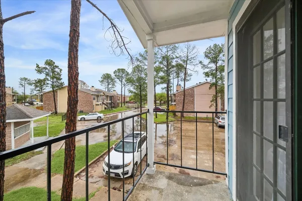 $77,777 | 7402 Alabonson Road, Unit 202, Houston, TX 77088