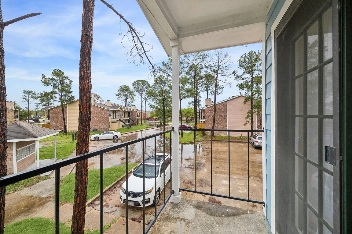 7402 Alabonson Road, Unit 202 Houston, TX 77088 - Photo 10 of 10