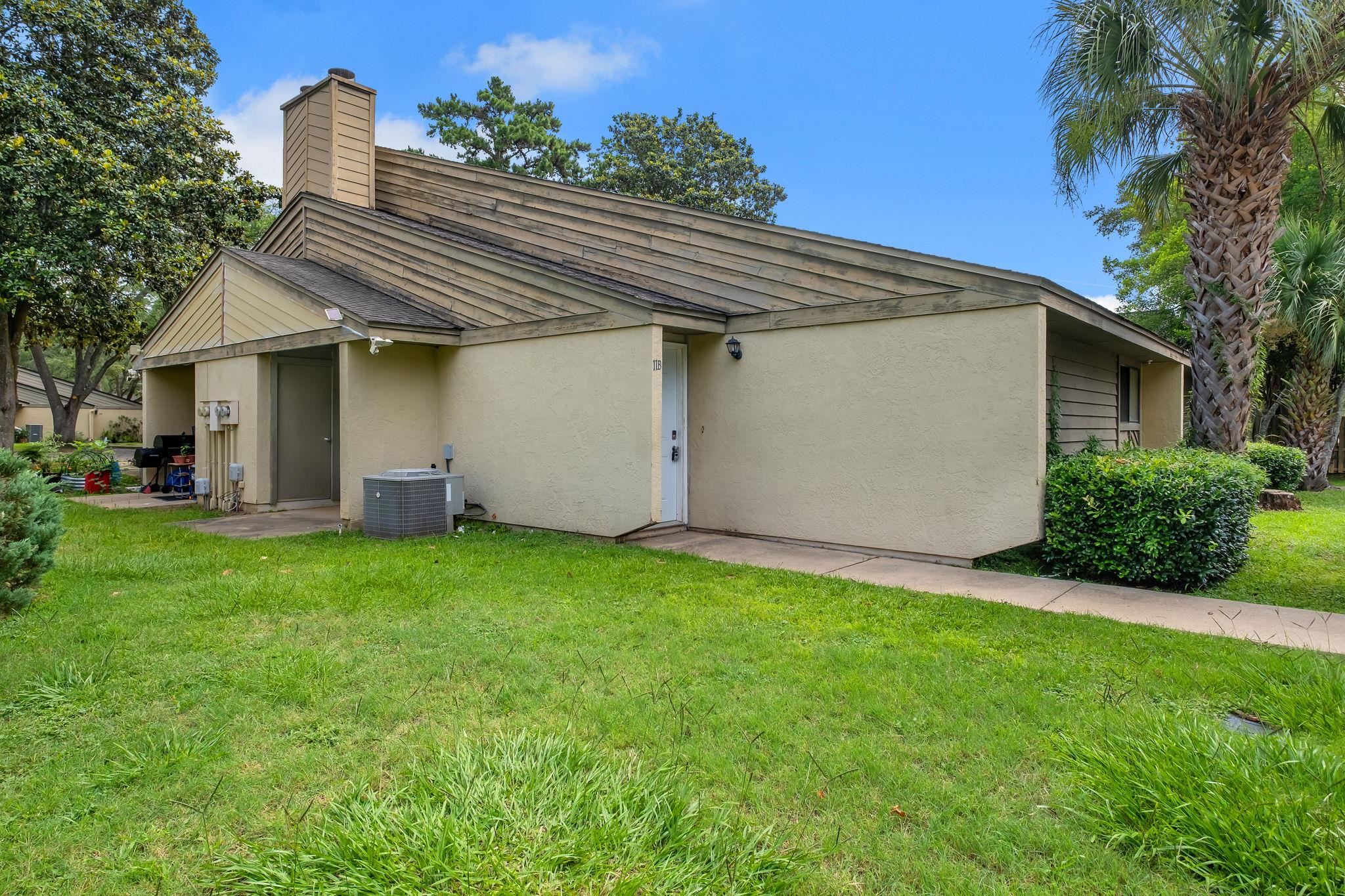 1571 Stone Road, Unit 11B Tallahassee, FL 32303 - Photo 4 of 28