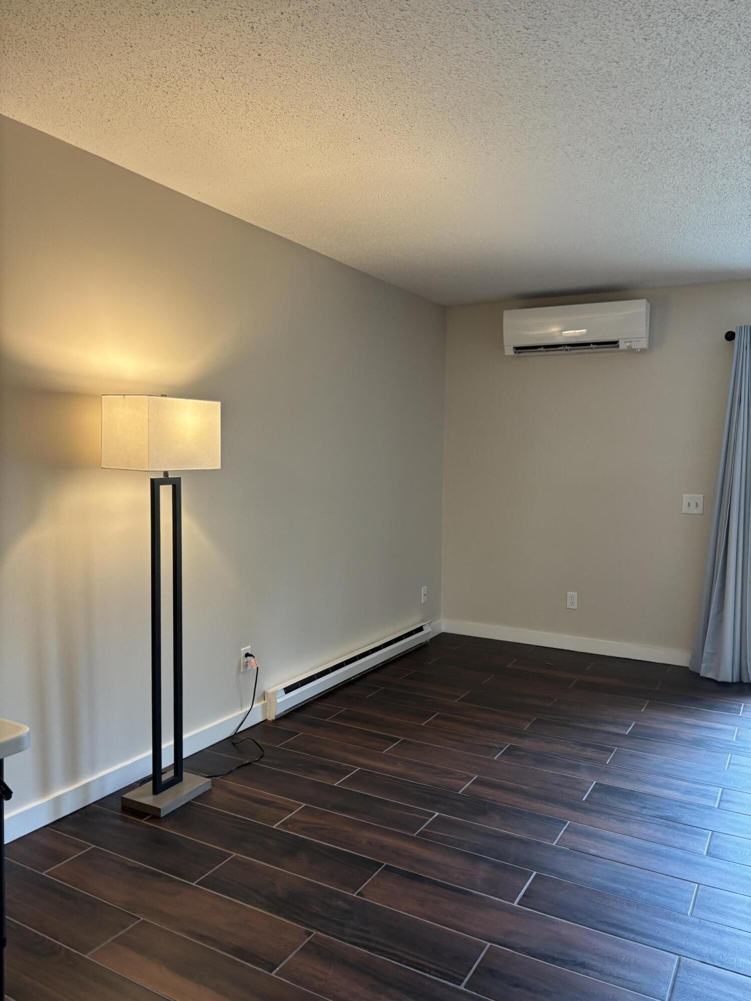 250 Husson Avenue, Unit 1D Bangor, ME 04401 - Photo 5 of 26 IMG_3282