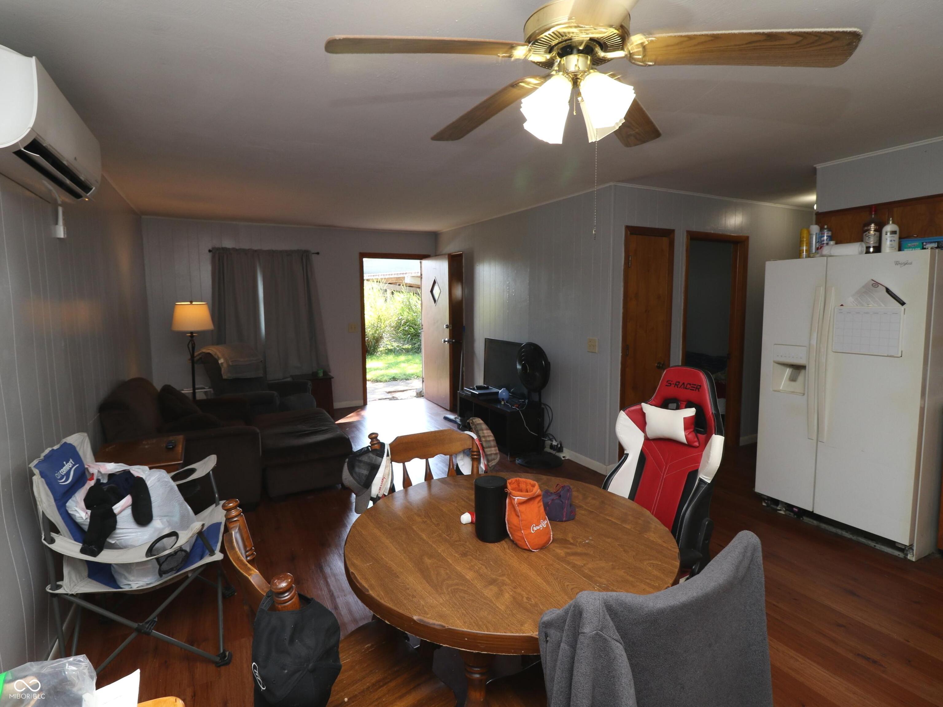 409 Waynetown Road Crawfordsville, IN 47933 - Photo 3 of 54 Gallery Image 3