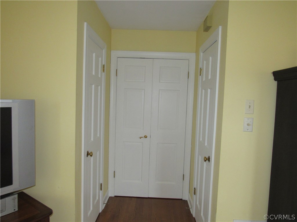 13449 Ashland Road Ashland, VA 23005 - Photo 19 of 50 Hallway to master suite has 2 generous closets