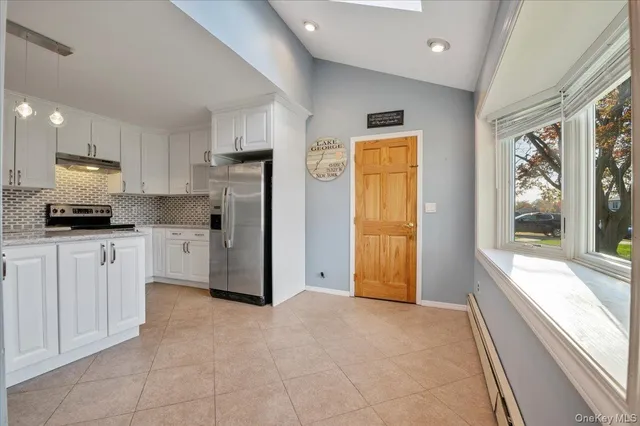 $749,000 | 126 Swan Lane, Levittown, NY 11756