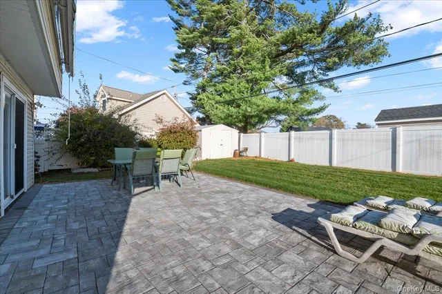 $749,000 | 126 Swan Lane, Levittown, NY 11756