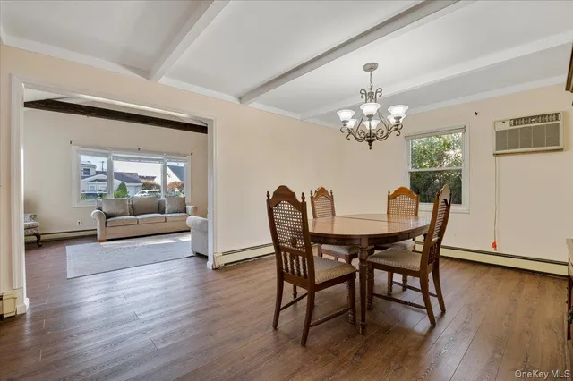 $749,000 | 126 Swan Lane, Levittown, NY 11756