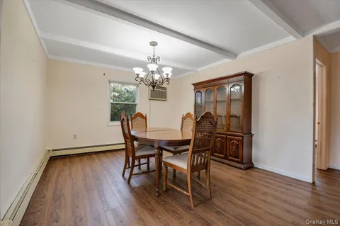 $749,000 | 126 Swan Lane, Levittown, NY 11756