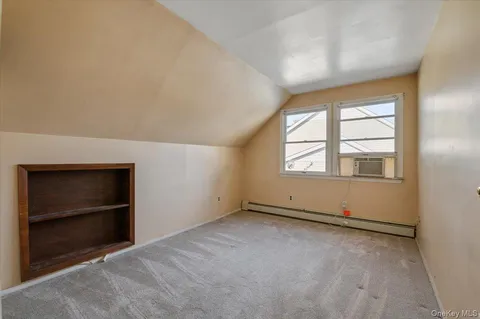 $749,000 | 126 Swan Lane, Levittown, NY 11756