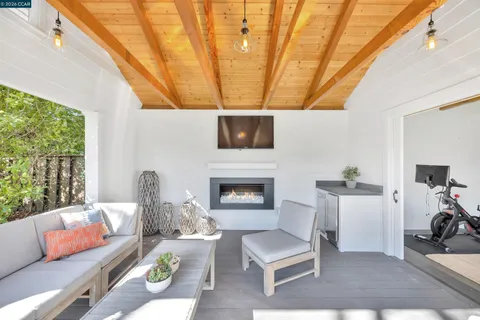 $3,495,000 | 942 Raintree Place, Lafayette, CA 94549