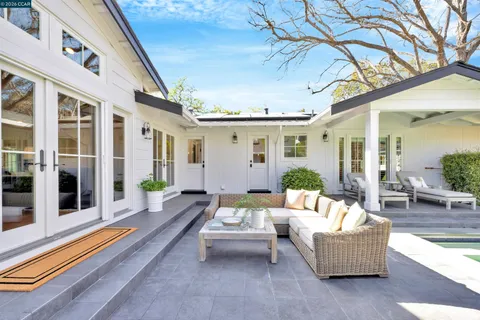 $3,495,000 | 942 Raintree Place, Lafayette, CA 94549