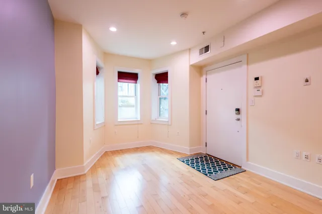 a view of livingroom with entryway