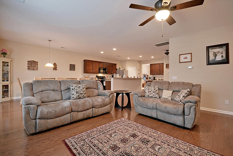 219 Decatur Drive Summerville, SC 29486 - Photo 14 of 37 DSC_0444_DSC_0446-copy