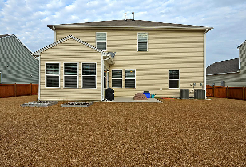 219 Decatur Drive Summerville, SC 29486 - Photo 6 of 37 DSC_0301-copy