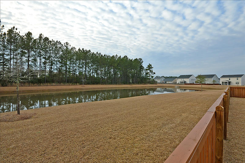 219 Decatur Drive Summerville, SC 29486 - Photo 9 of 37 DSC_0326-copy