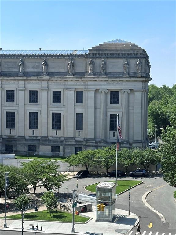135 Eastern Parkway, Unit 7E Brooklyn, NY 11238 - Photo 13 of 17 a view of a patio with table and chairs and potted plants