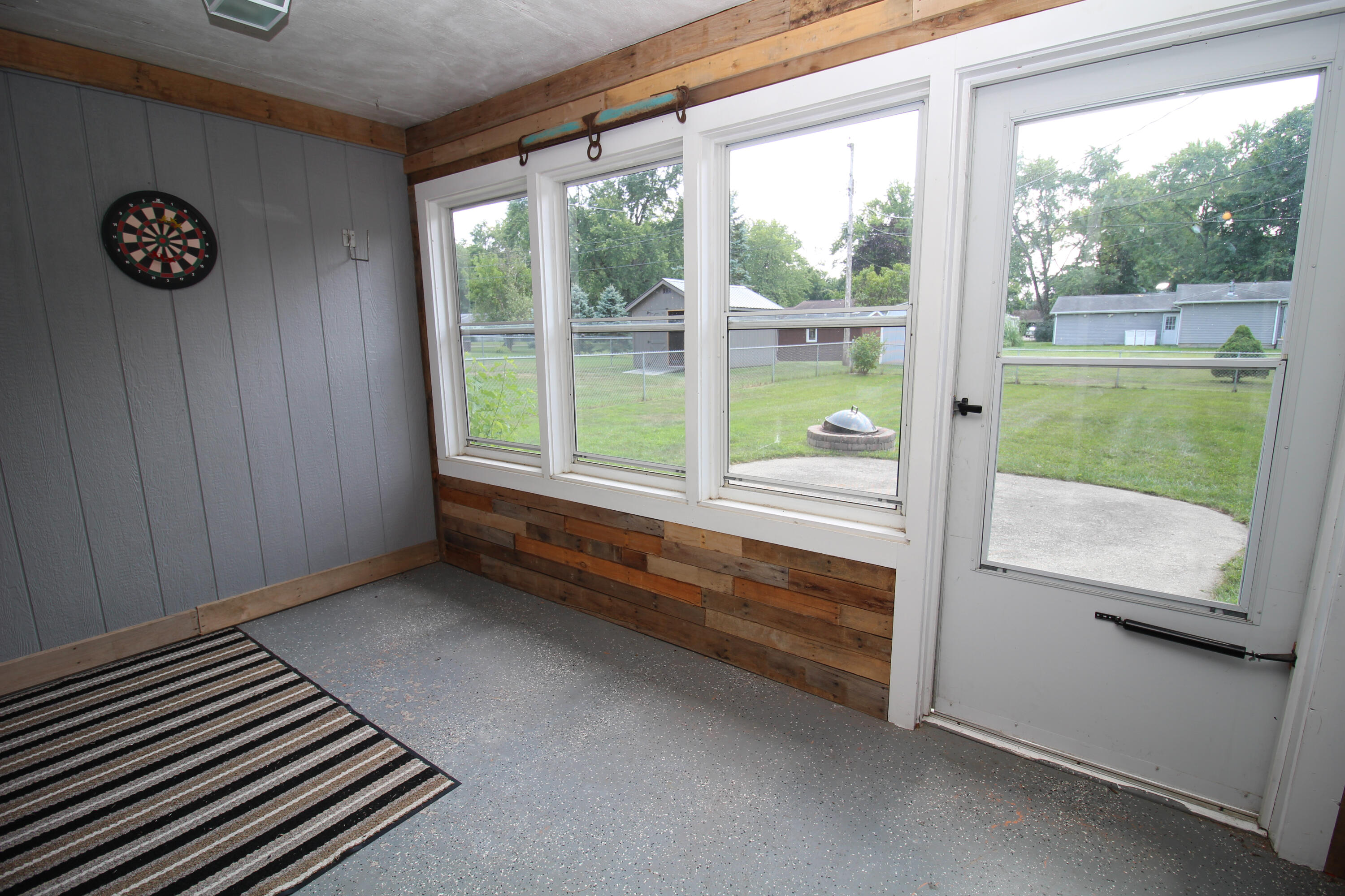 17197 Moorepark Road Three Rivers, MI 49093 - Photo 7 of 30 Moorepark-25
