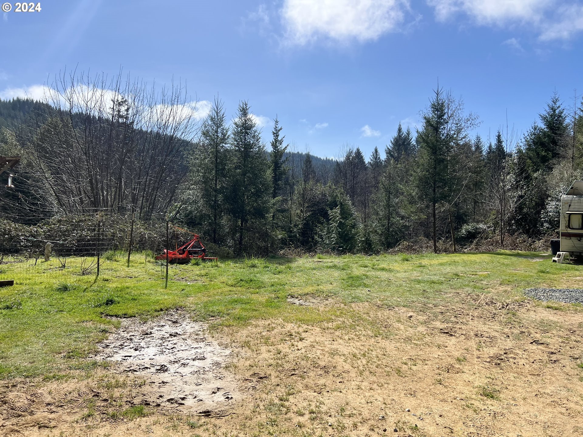 57464 Cherry Creek Road Myrtle Point, OR 97458 - Photo 6 of 18 Gallery Image 6