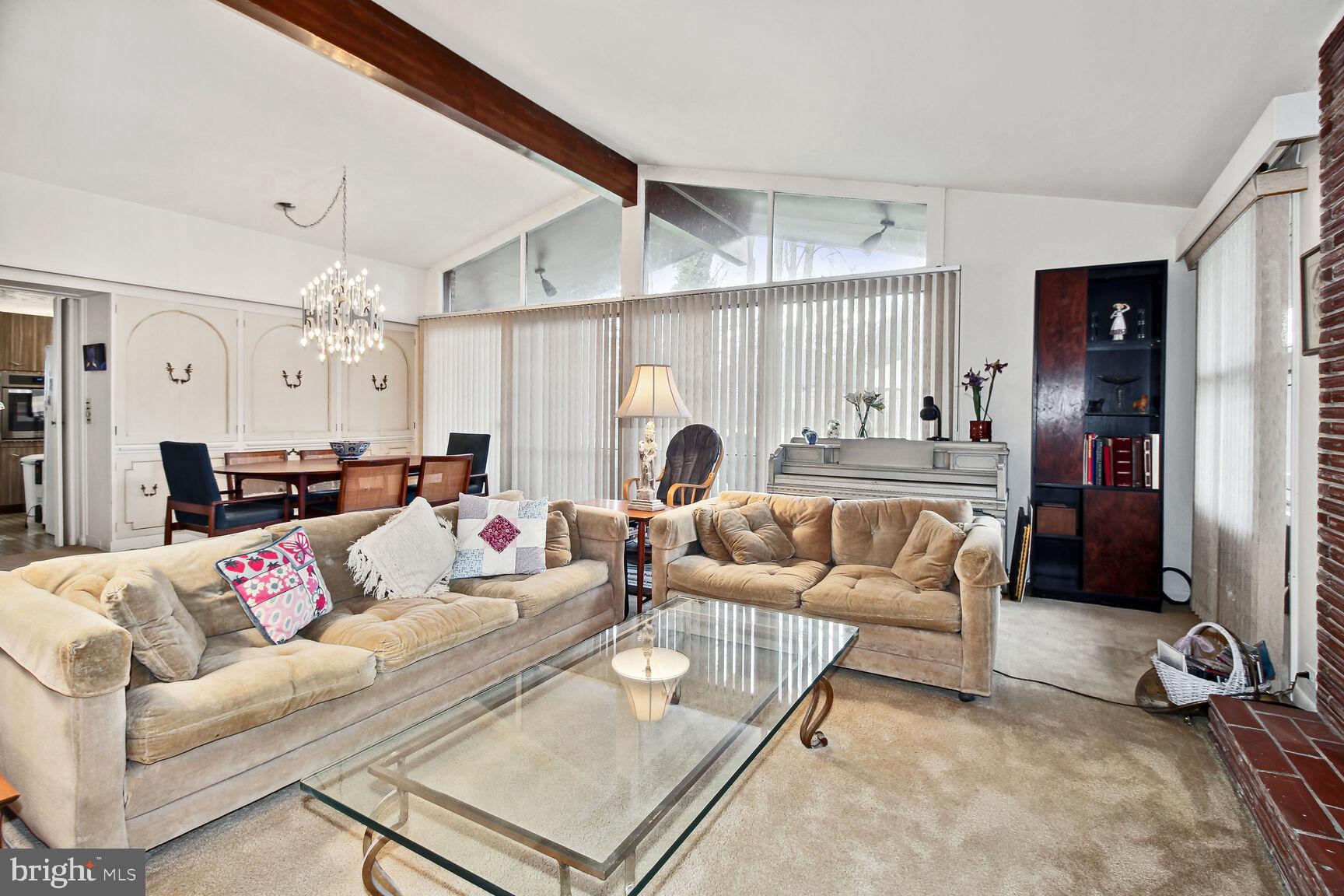2816 Taney Road Baltimore, MD 21209 - Photo 4 of 18