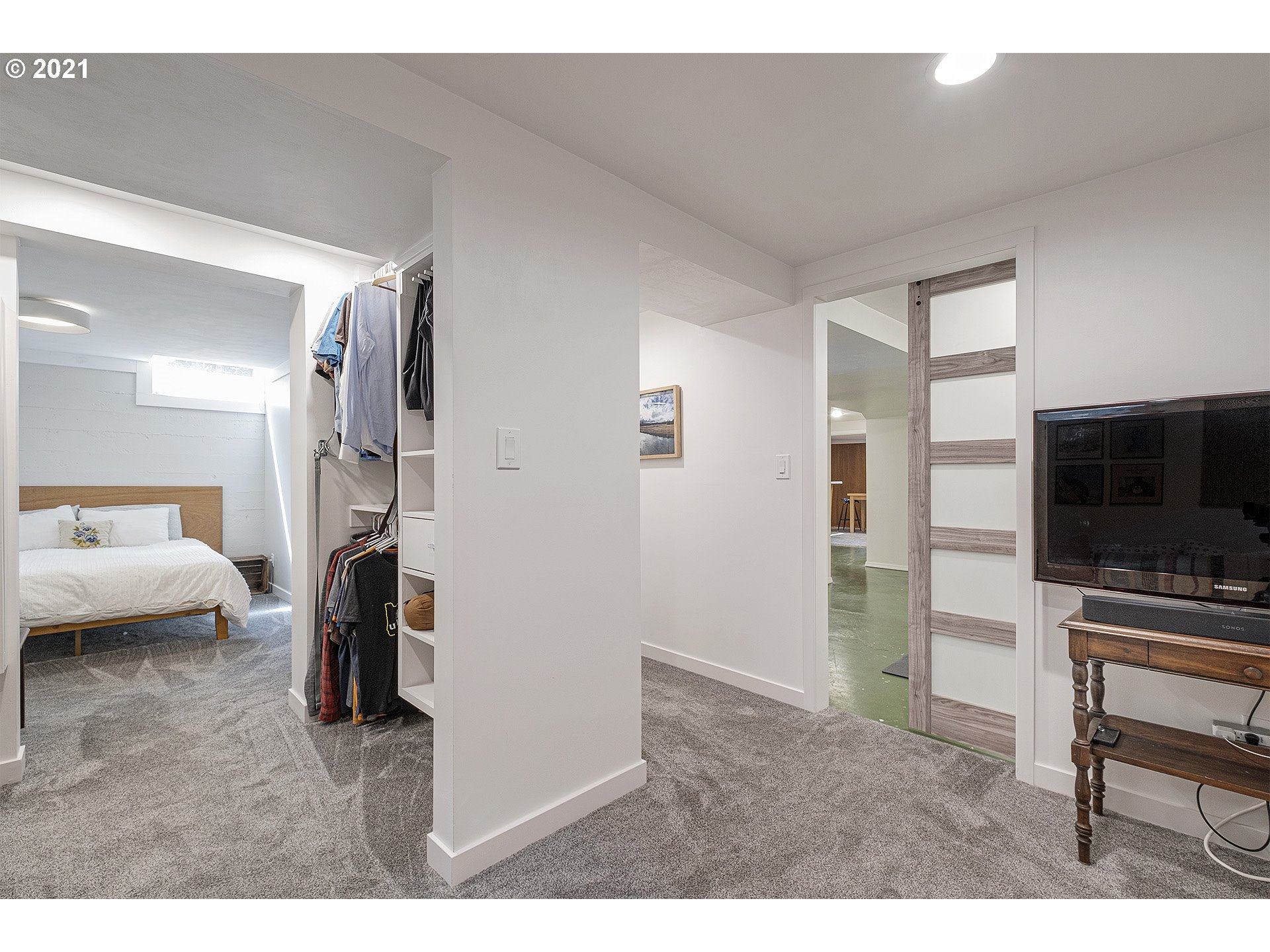 4550 Southwest Cameron Road Portland, OR 97221 - Photo 15 of 32 Gallery Image 15