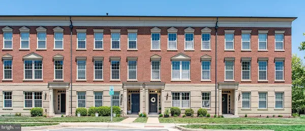$624,900 | 7825 Crescent Park Drive, Gainesville, VA 20155