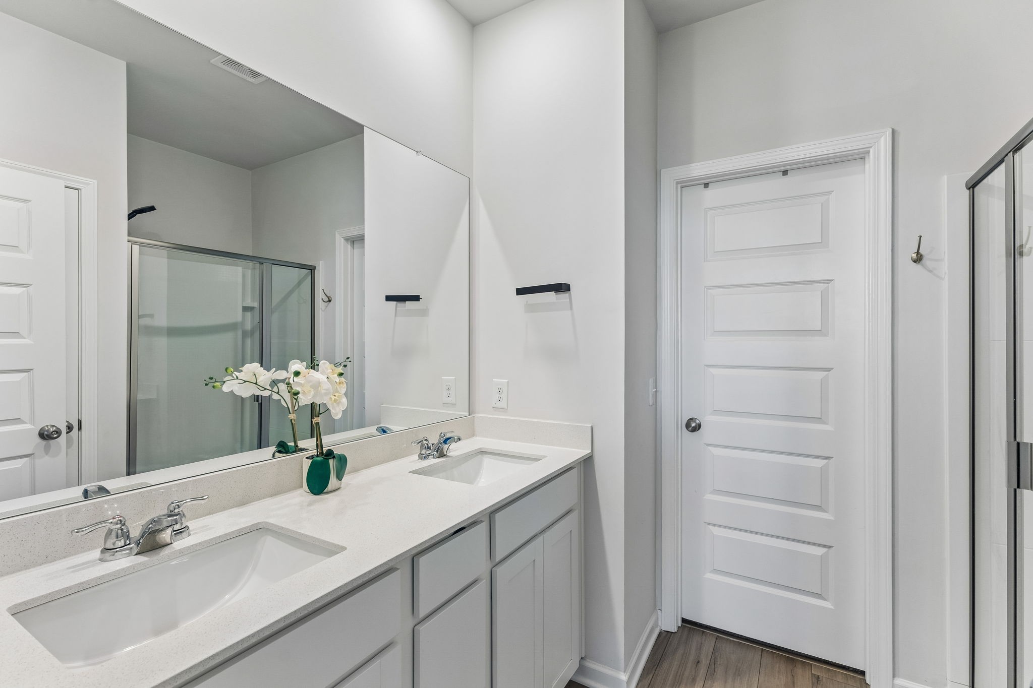 566 Trinity Way Spring Hill Spring Hill, TN 37174 - Photo 14 of 34