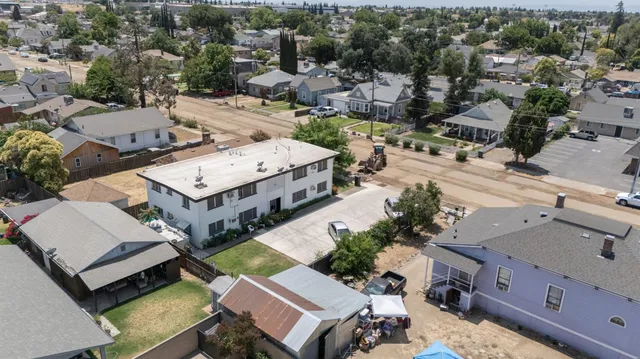 $925,000 | 219 South 2nd Avenue, Oakdale, CA 95361
