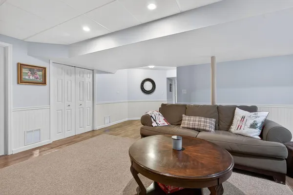 $530,000 | 481 Kingston Drive, New Lenox, IL 60451