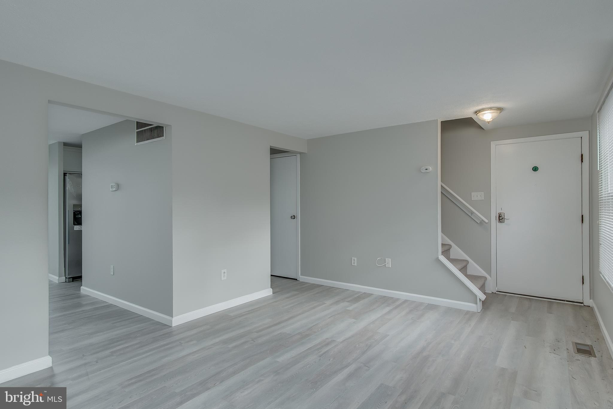 305 Heather Ridge Drive Frederick, MD 21702 - Photo 2 of 24 Living room Pic 1