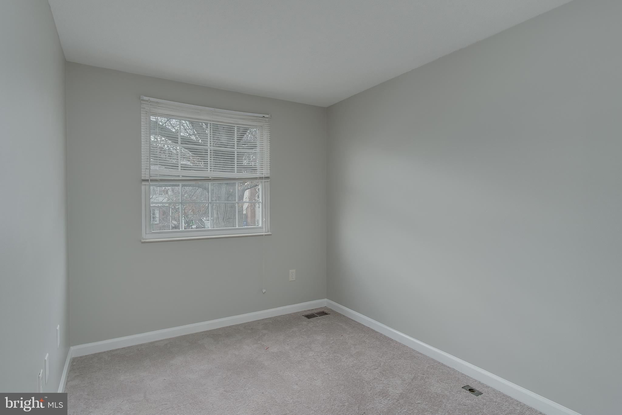 305 Heather Ridge Drive Frederick, MD 21702 - Photo 15 of 24 3rd bedroom