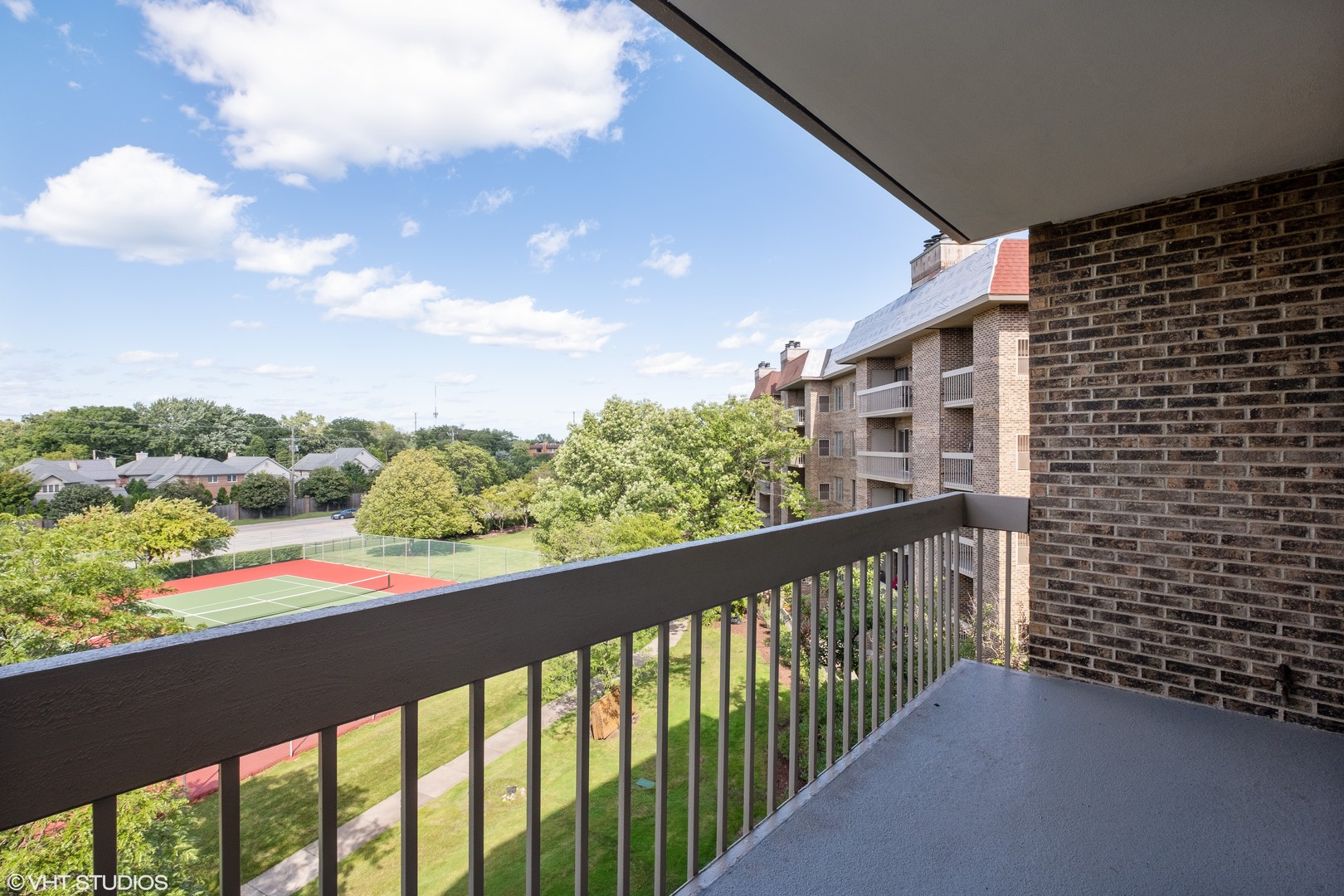 1250 Rudolph Drive, Unit 4G Northbrook, IL 60062 - Photo 13 of 16 Gallery Image 13