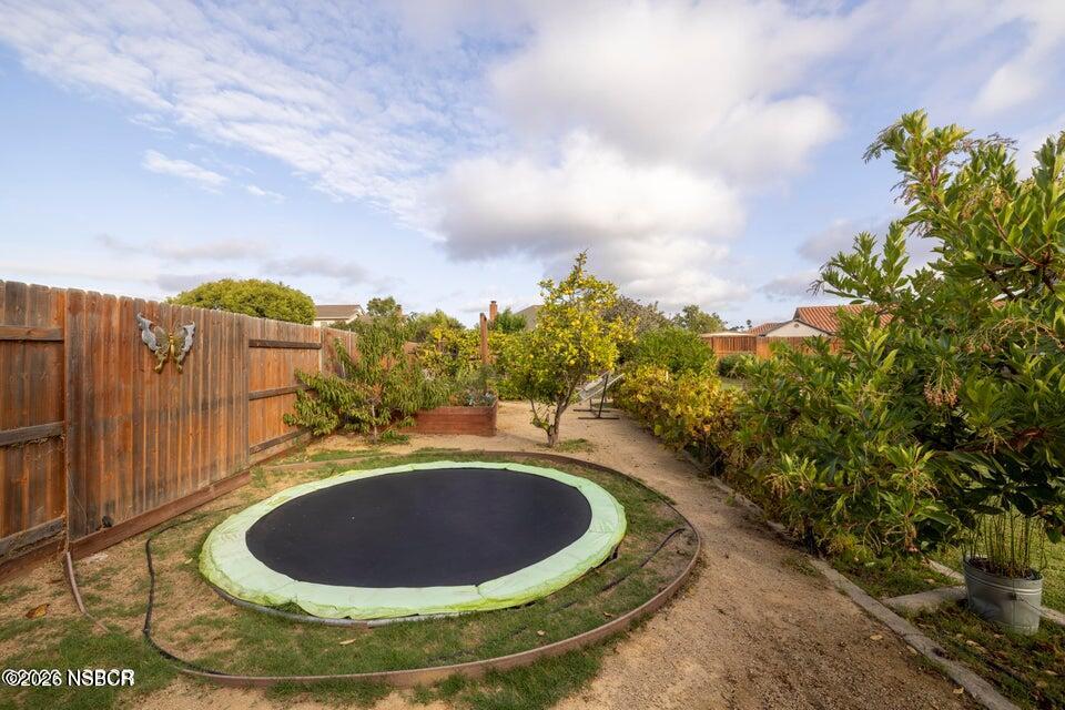 4358 Coachman Way Santa Maria, CA 93455 - Photo 23 of 35 20231002214610350669000000-o