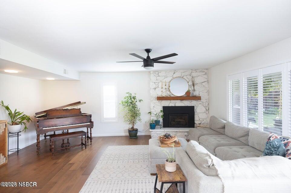 4358 Coachman Way Santa Maria, CA 93455 - Photo 8 of 35 20231002213856425896000000-o