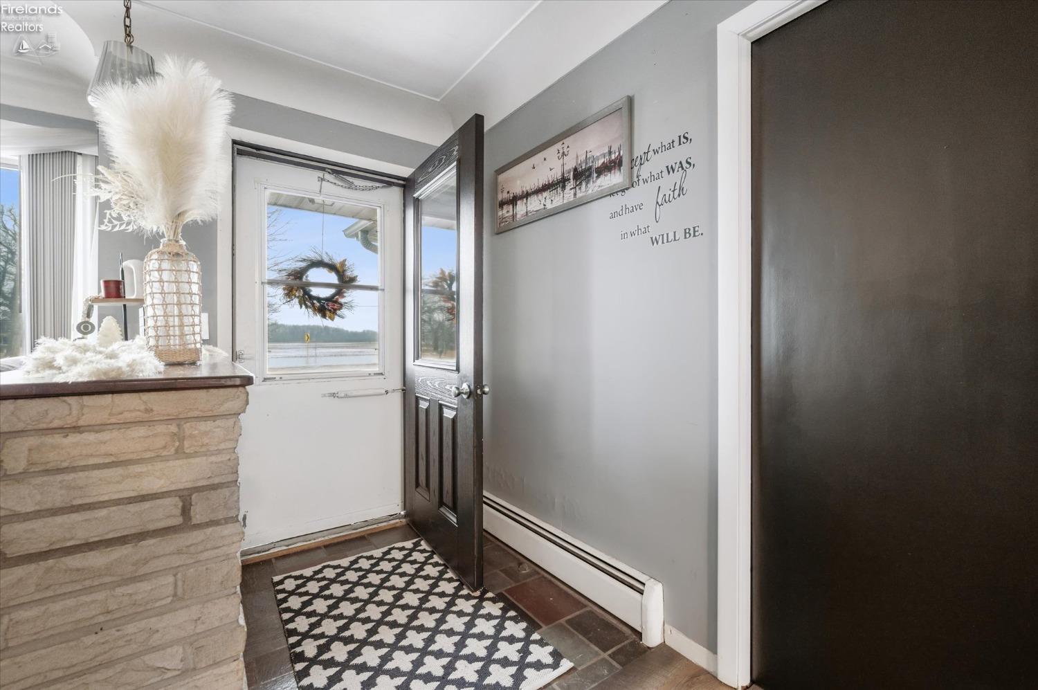 4889 State Rte 2 Oak Harbor, OH 43449 - Photo 2 of 47 Gallery Image 2