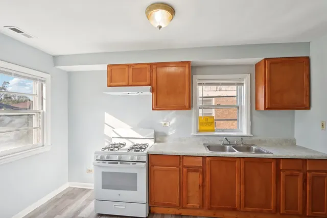 $99,999 | 12219 South Throop Street, Chicago, IL 60643