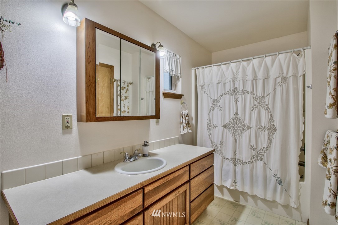 3766 Skarrup Road Sedro-Woolley, WA 98284 - Photo 14 of 24 Gallery Image 14