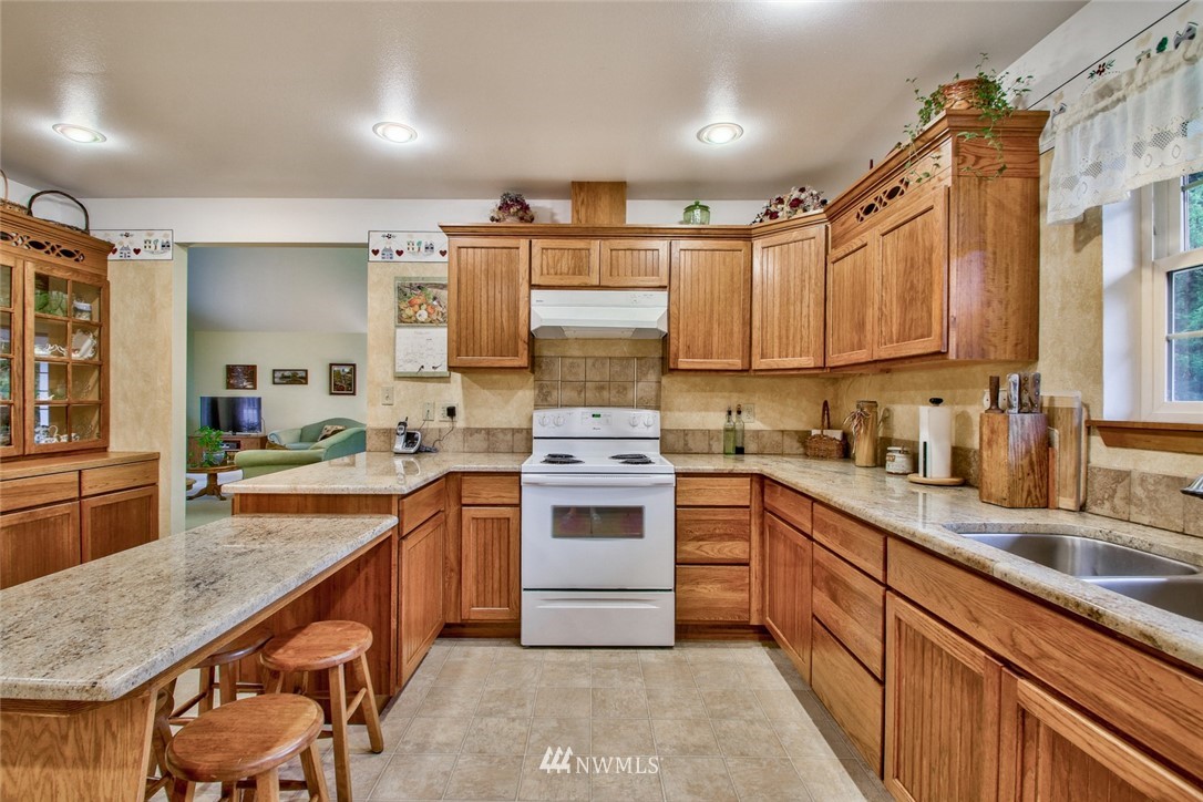 3766 Skarrup Road Sedro-Woolley, WA 98284 - Photo 3 of 24 Gallery Image 3