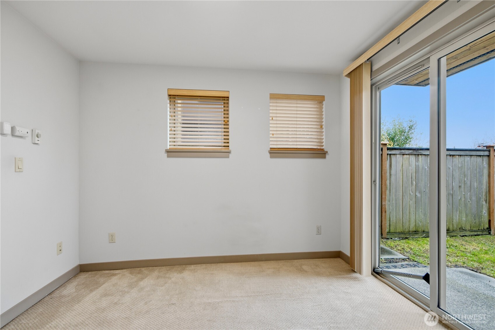 925 North 85th Street, Unit B Seattle, WA 98103 - Photo 15 of 20