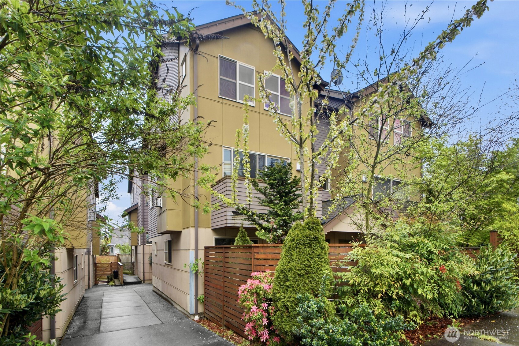 925 North 85th Street, Unit B Seattle, WA 98103 - Photo 20 of 20