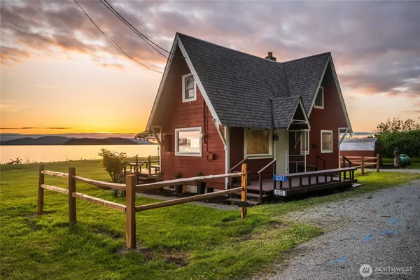 $850,000 | 12312 Seabird Lane, Bow, WA 98232