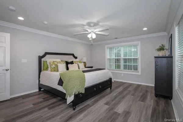 $3,405 | 100 Overlook Drive, Unit 100, Farmingville, NY 11738