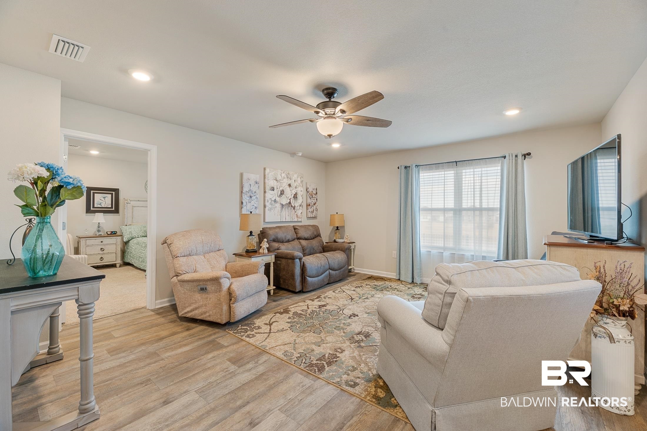 7967 Irwin Loop Daphne, AL 36526 - Photo 11 of 31 Gallery Image 11