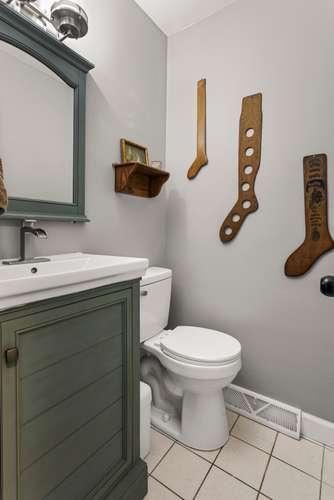 1703 Mayfair Road Champaign, IL 61821 - Photo 15 of 44 Gallery Image 15
